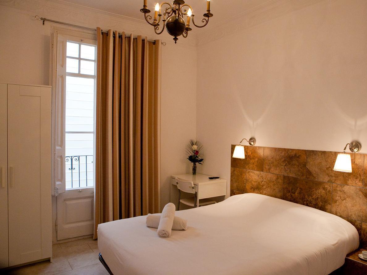 Hostal Martinval Barcelona Exterior foto